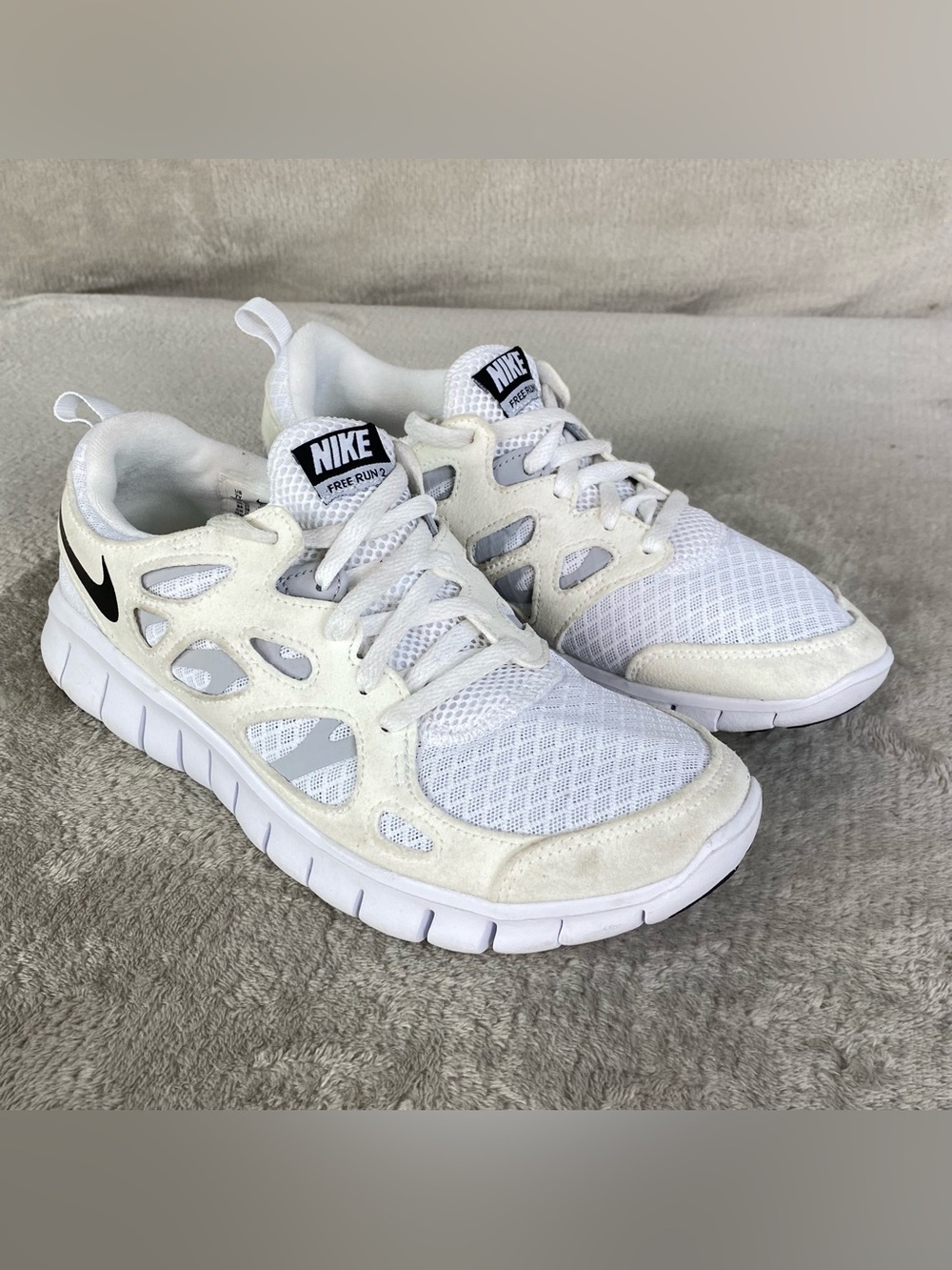 Nike Free Run 2 White Grey Kids 7 Womens 8.5 Running Shoes DD0163-100 NEW